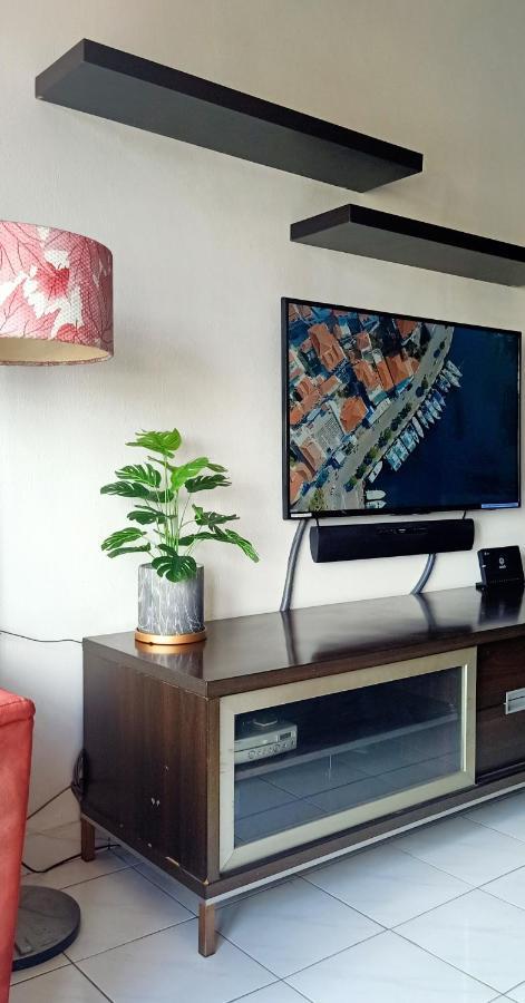 Suria Kipark Damansara 3R2B 950Sq Ft Apartment กัวลาลัมเปอร์ ภายนอก รูปภาพ